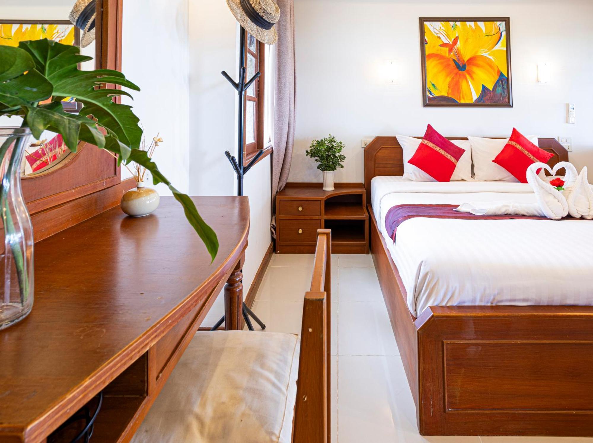 Lipa Lodge Beach Resort Lipa Noi Eksteriør billede
