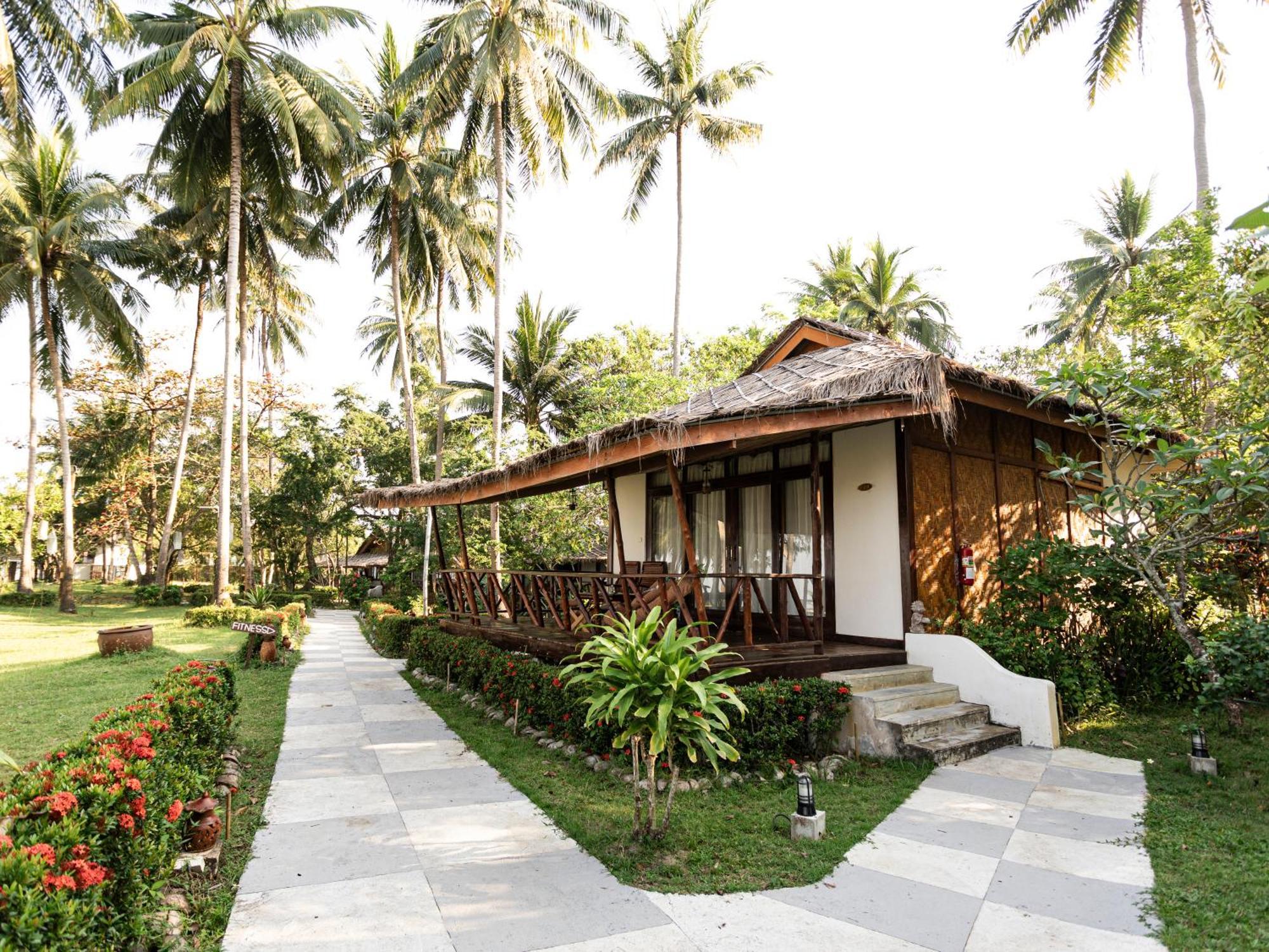 Lipa Lodge Beach Resort Lipa Noi Eksteriør billede