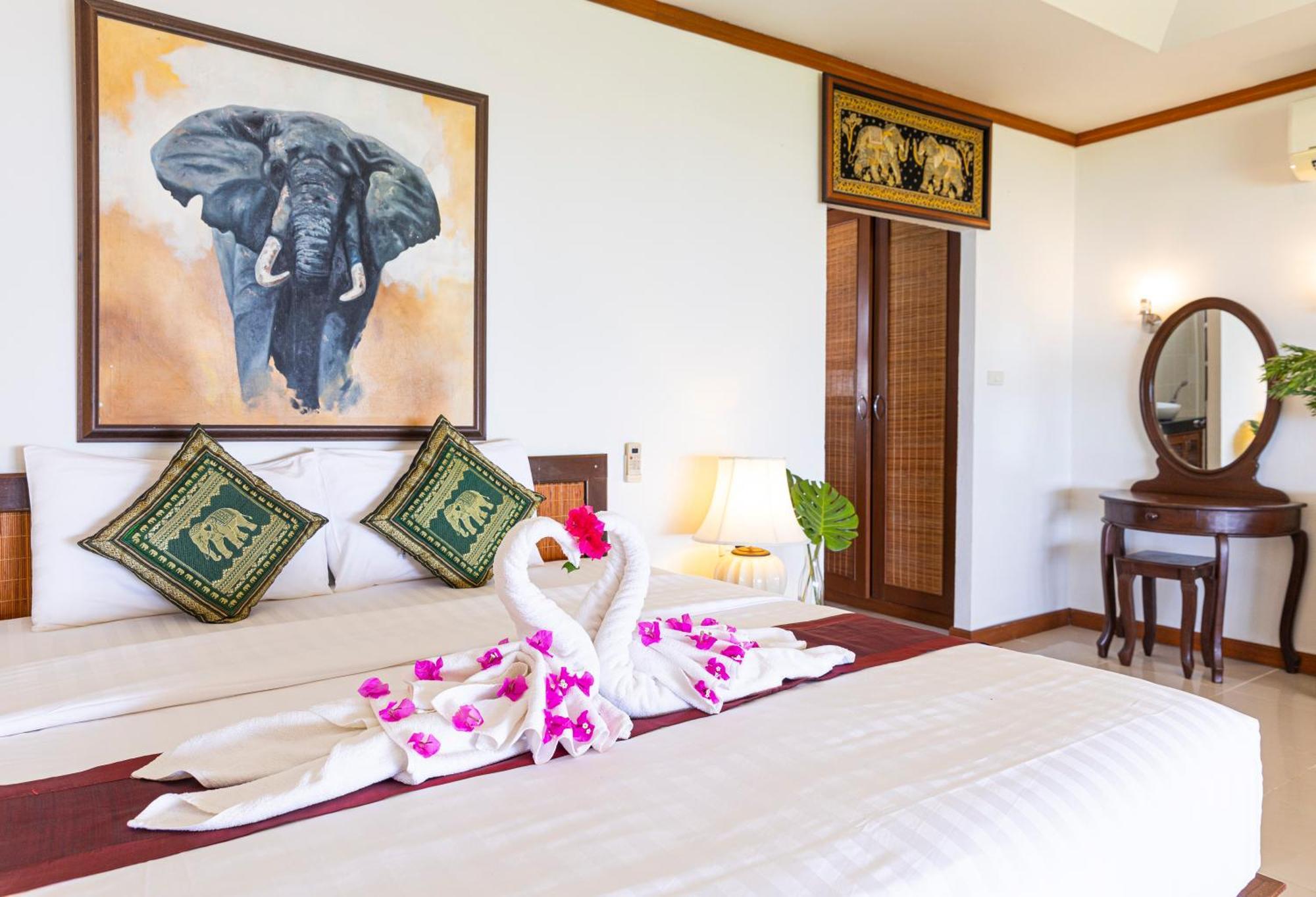 Lipa Lodge Beach Resort Lipa Noi Eksteriør billede